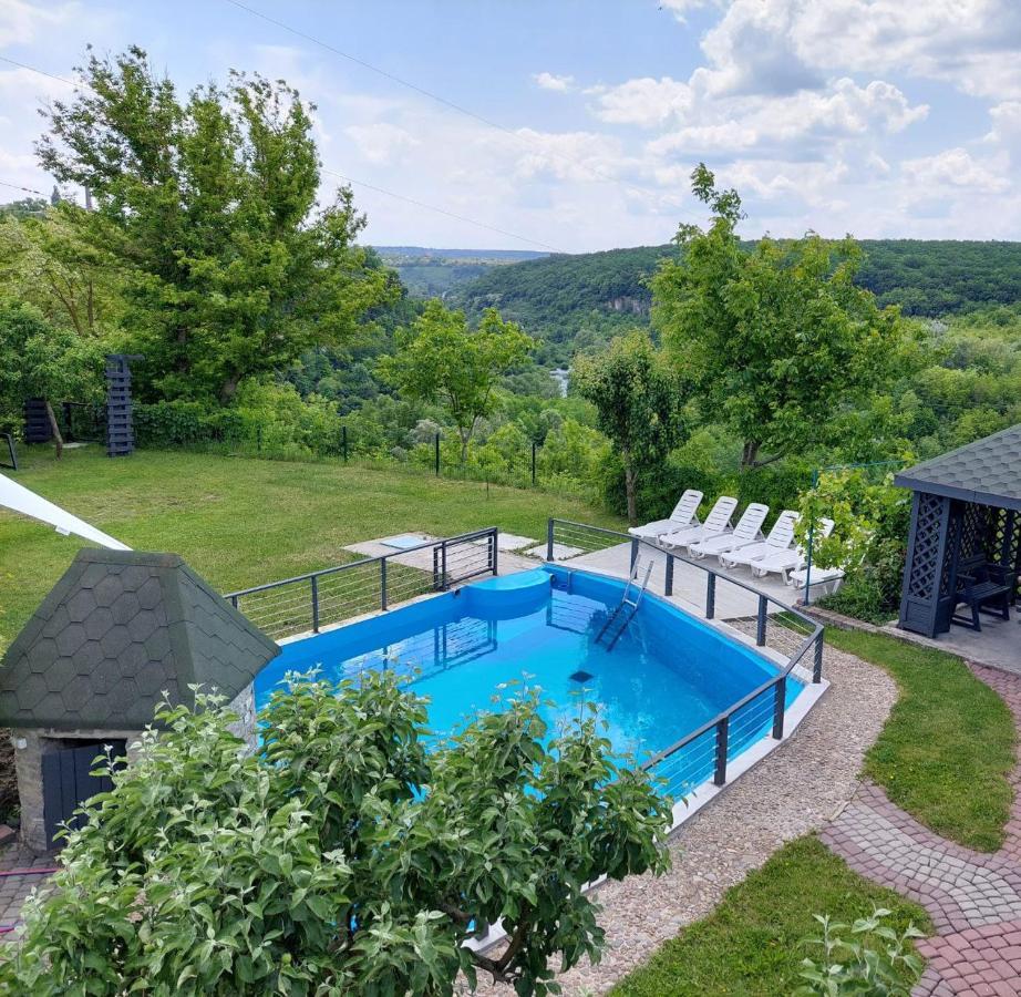 Rodynnyi Maietok Family Estate Villa Kamyanets-Podilski Dış mekan fotoğraf